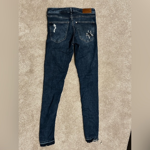 H&M Distressed Skinny Jeans - Picture 9 of 10
